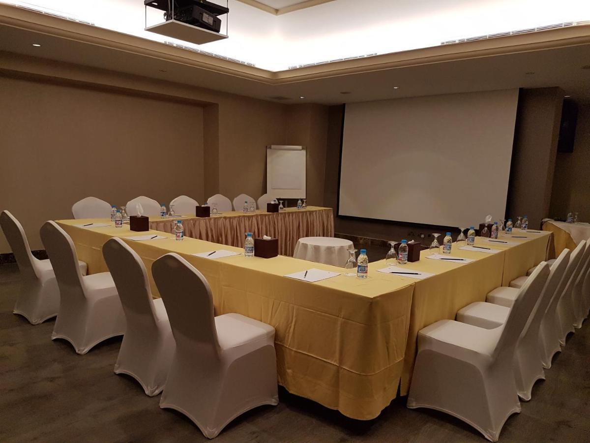 Ramada Riyadh Hotel 외부 사진