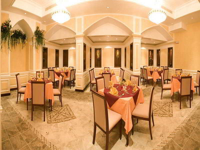 Ramada Riyadh Hotel 레스토랑 사진