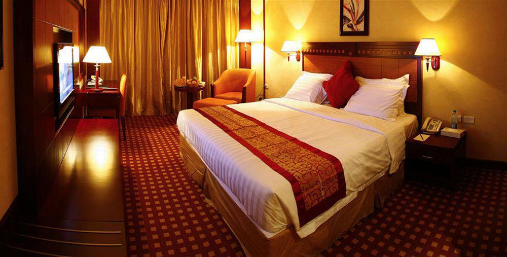 Ramada Riyadh Hotel 객실 사진